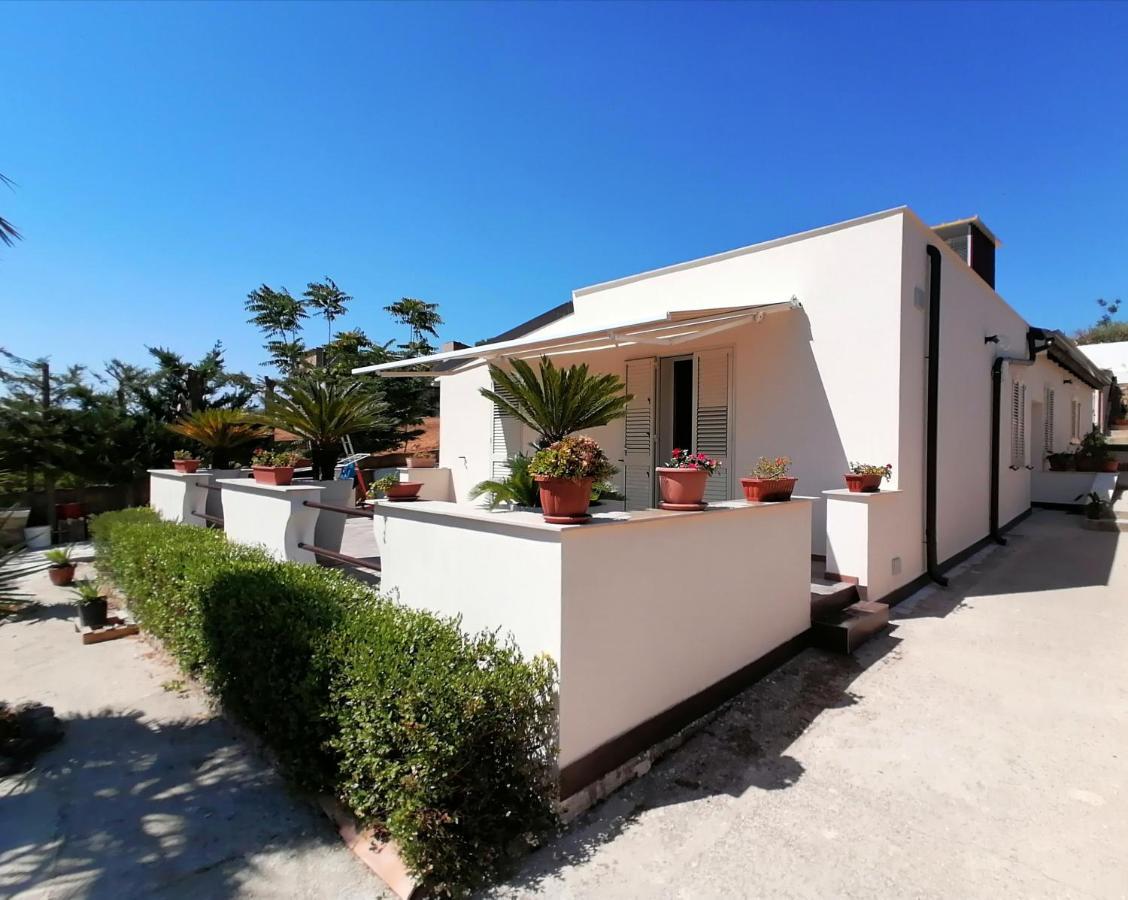 Casa Vacanze Villa Tropia Camastra Luaran gambar