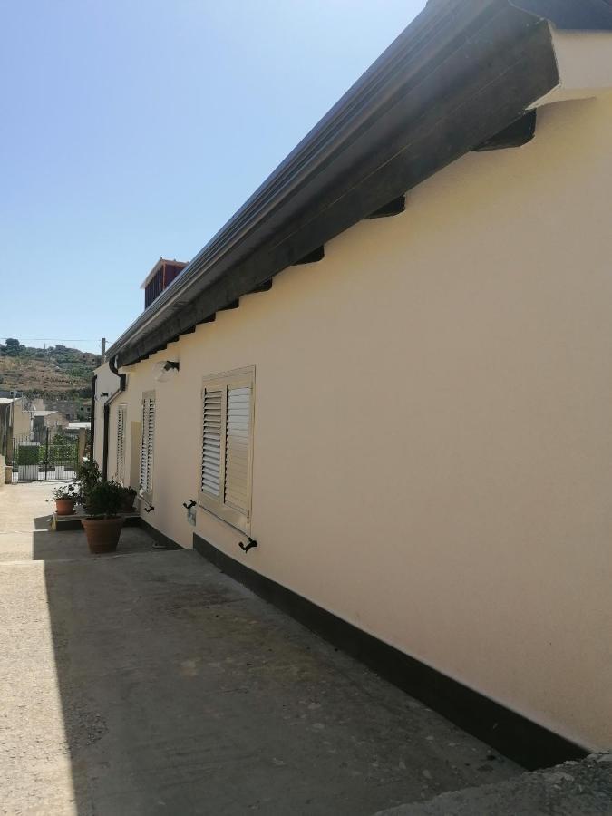 Casa Vacanze Villa Tropia Camastra Luaran gambar