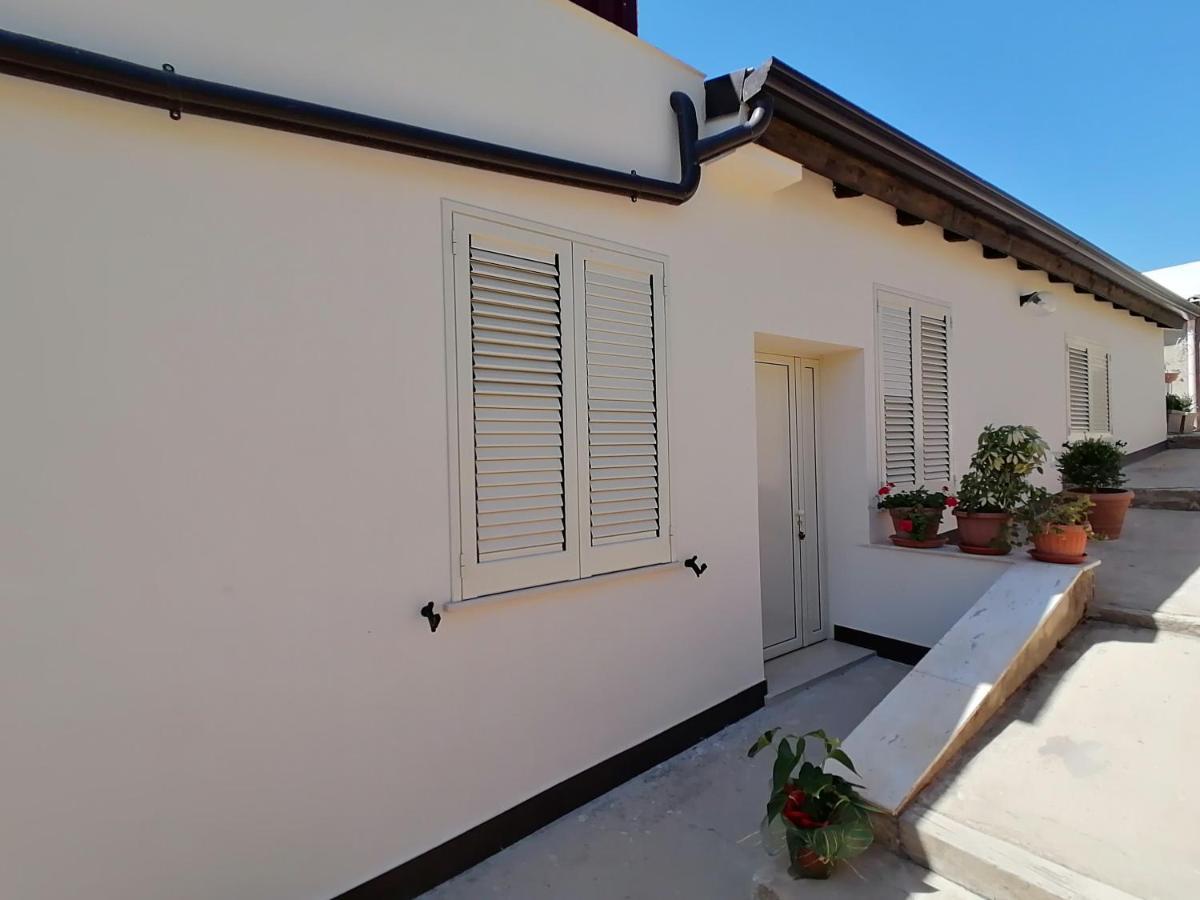 Casa Vacanze Villa Tropia Camastra Luaran gambar
