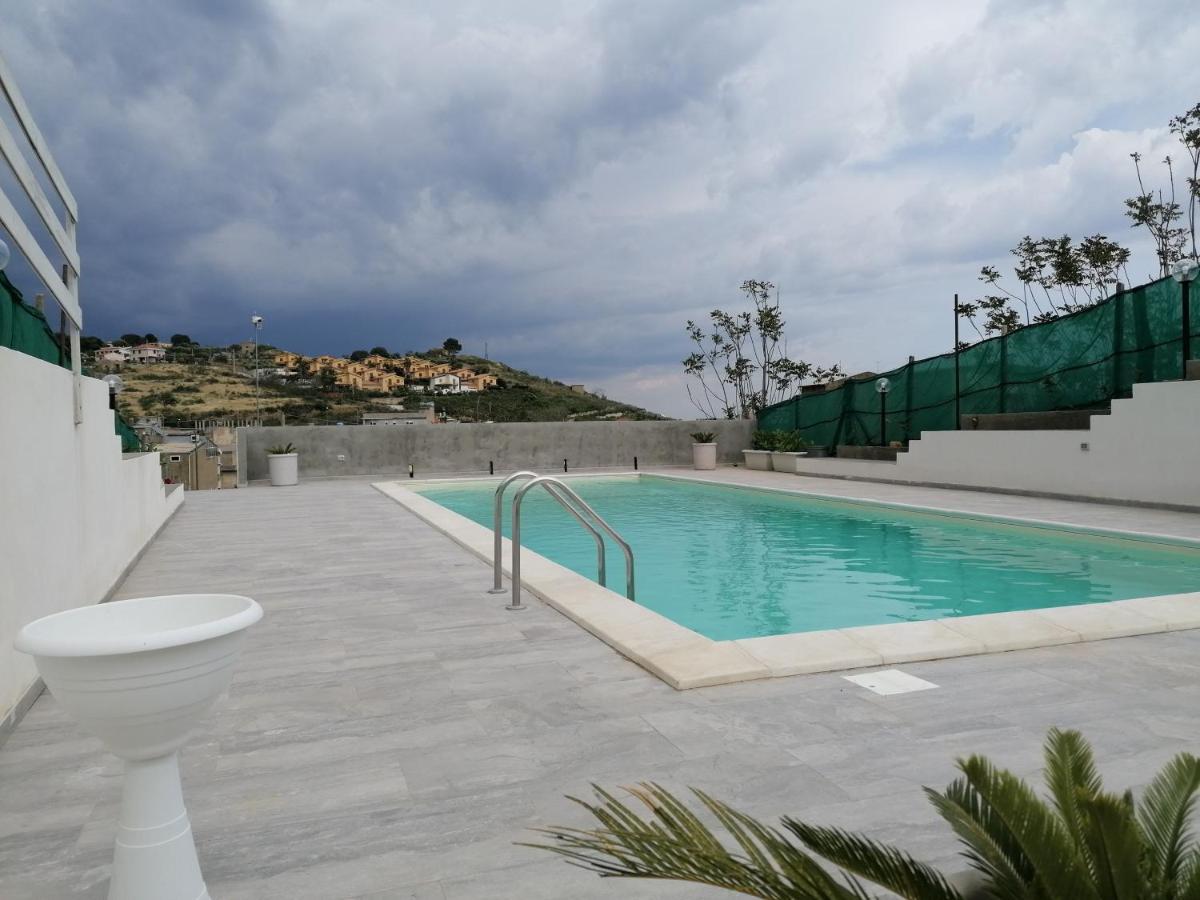 Casa Vacanze Villa Tropia Camastra Luaran gambar