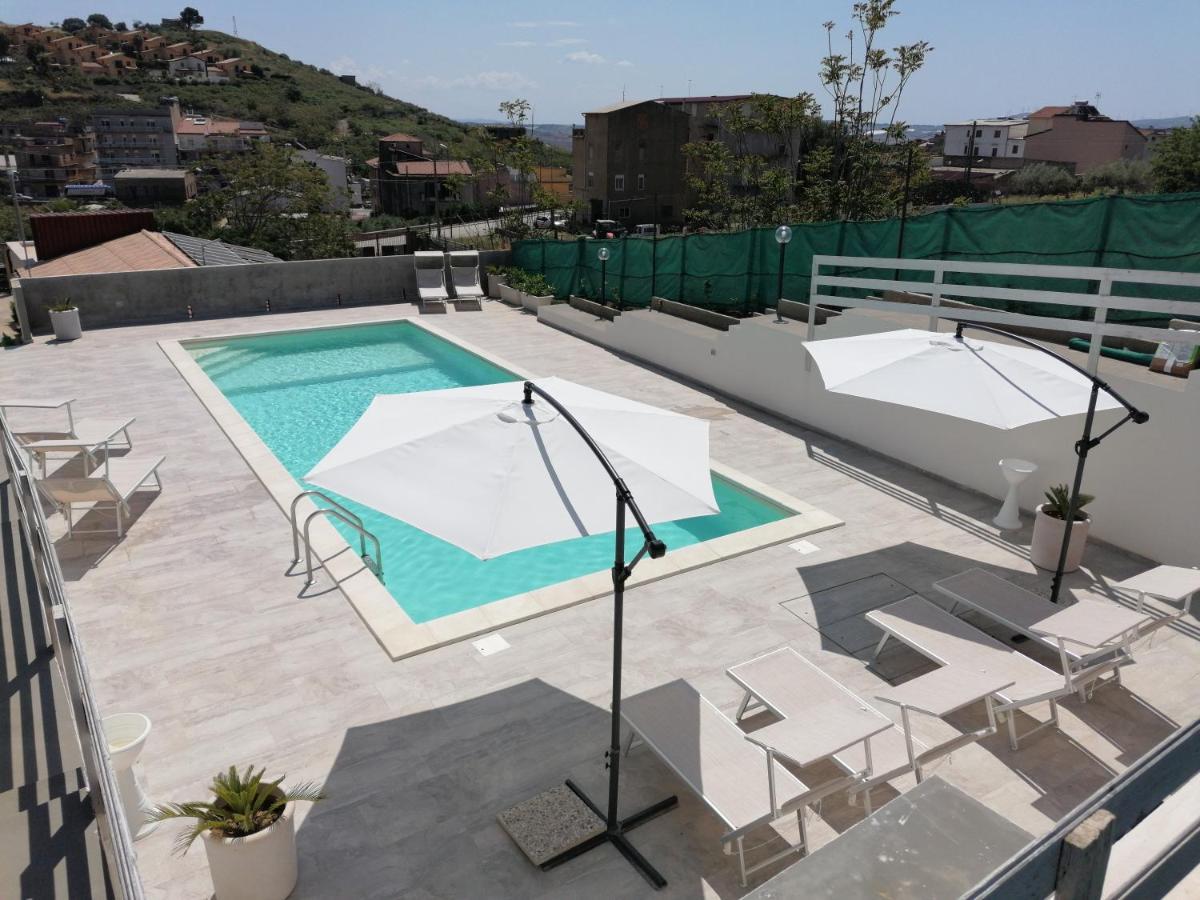 Casa Vacanze Villa Tropia Camastra Luaran gambar